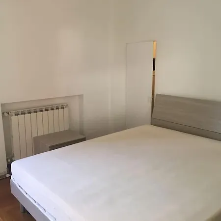 Bilocale Vista Mare 아파트 *